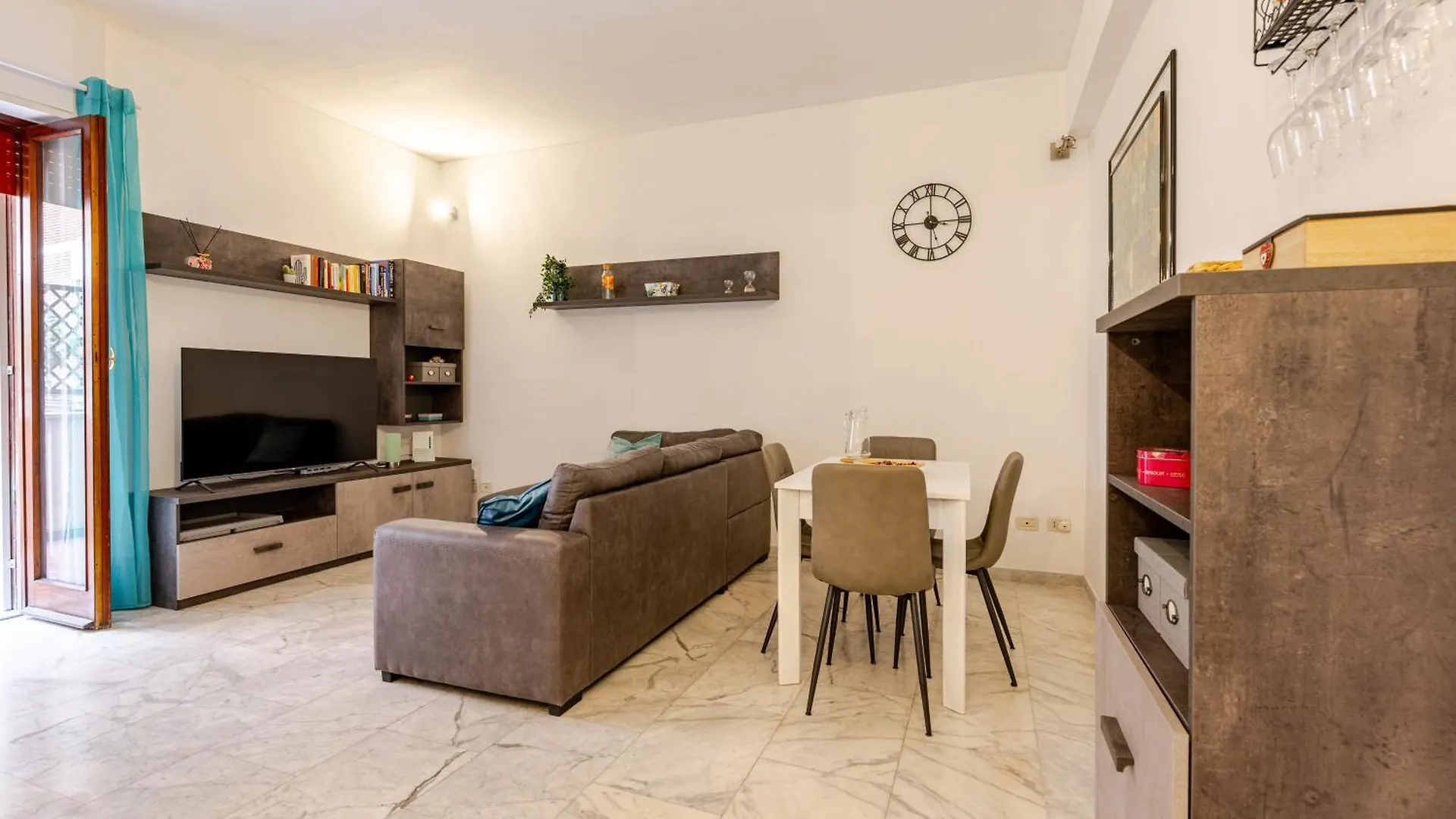 Modern Apartment In Portuense Rome