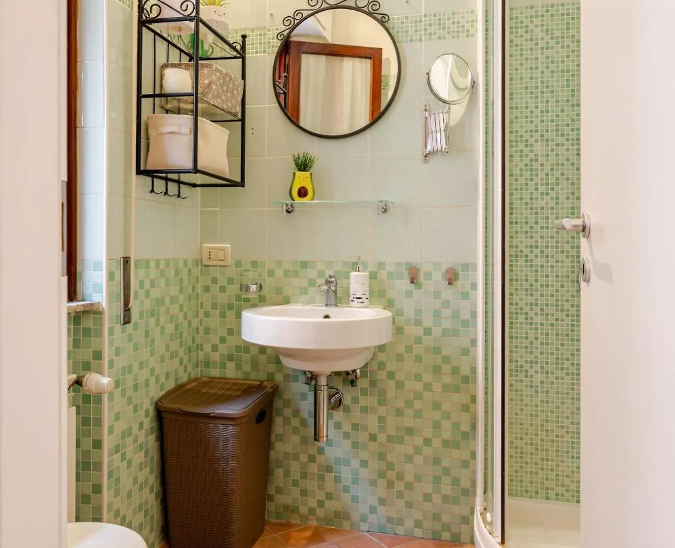 Modern Apartment In Portuense Rome