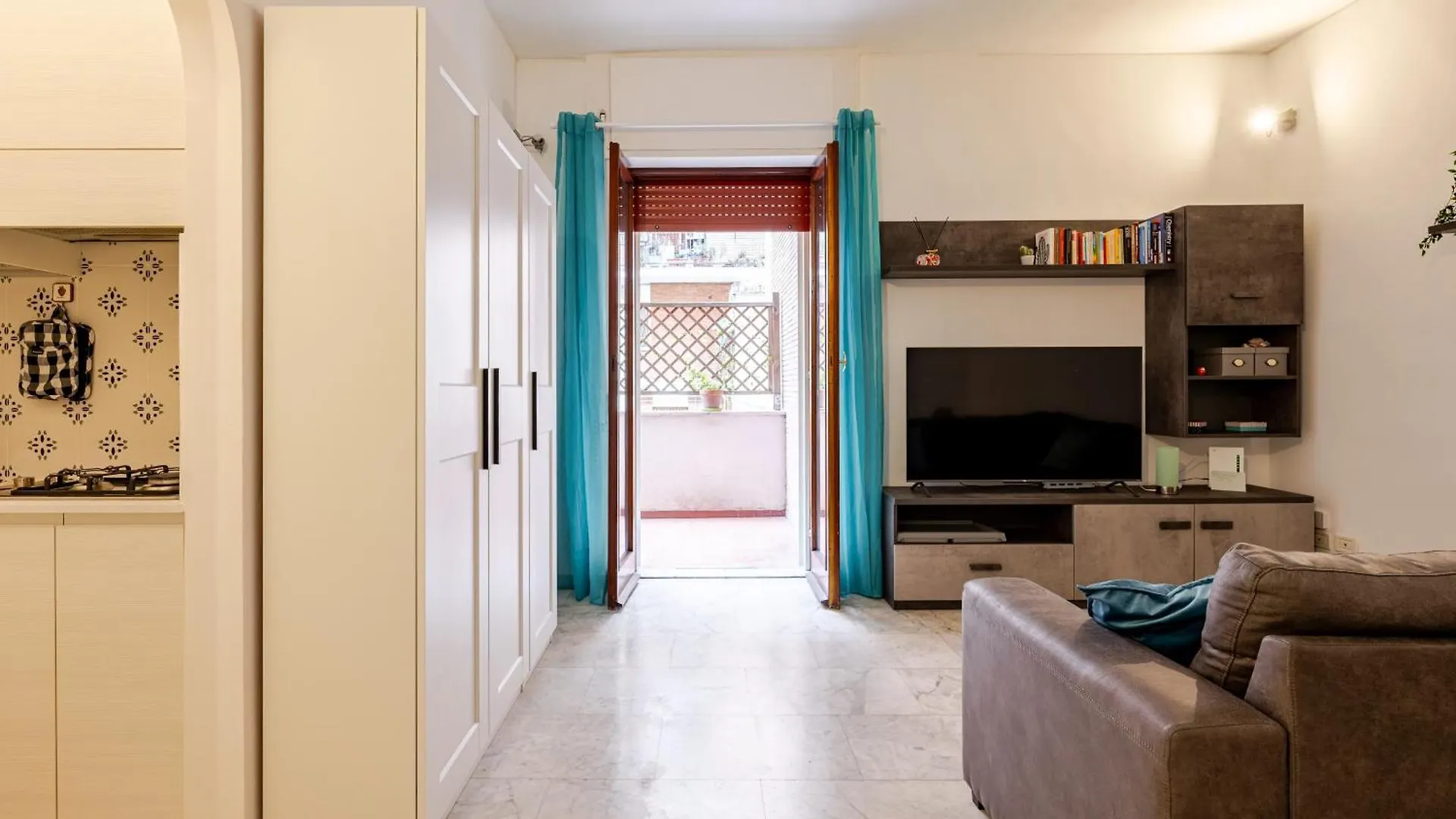 Modern Apartment In Portuense Rome