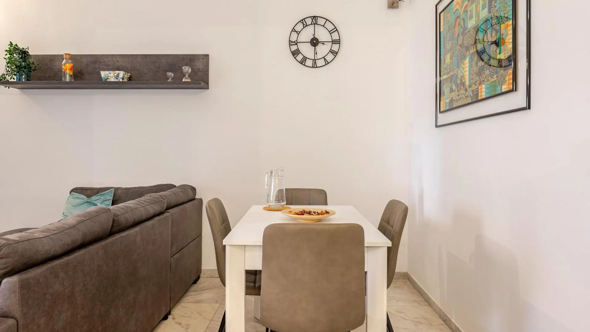 Modern Apartment In Portuense Rome