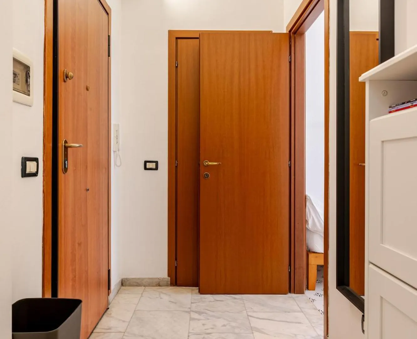 Modern Apartment In Portuense Rome